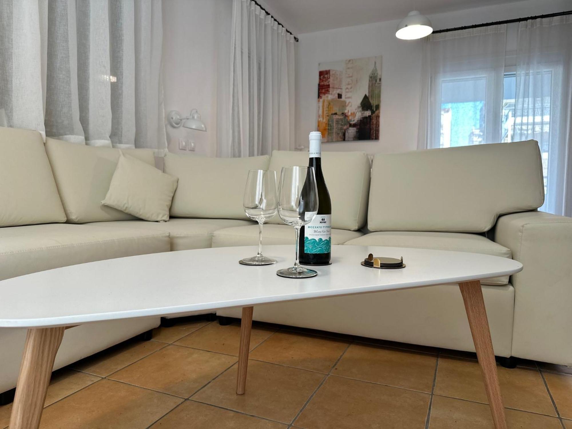 Apartment Nr1 White W Luxury Ba Between Train St. And Dt
